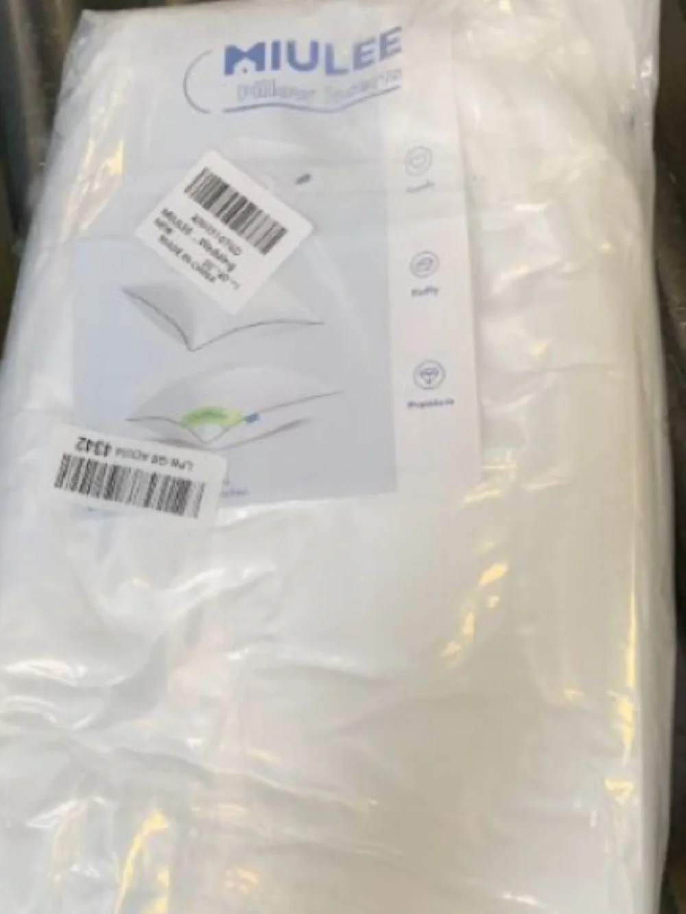 Pillow Insert 20” Round - WHITE